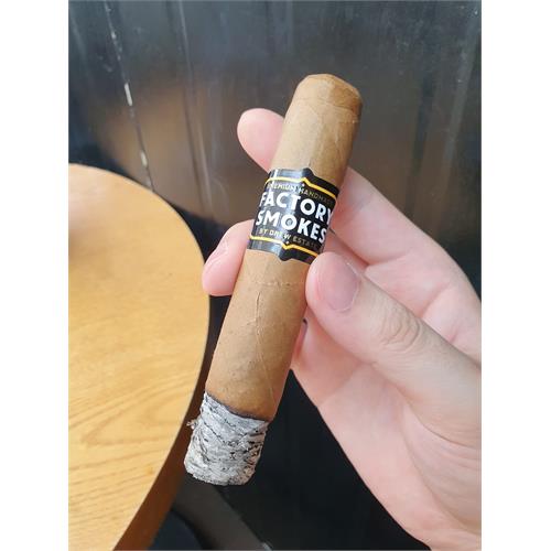 Factory Smokes Shade Robusto 5  * 54