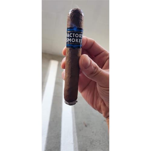 Factory Smokes Sun Grown Robusto 5  * 54