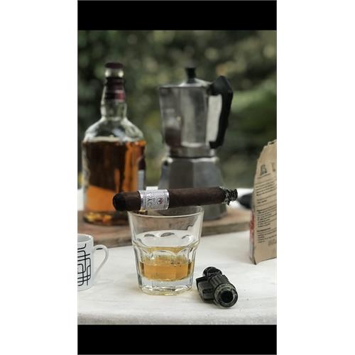 Joya Silver Toro 6  * 52