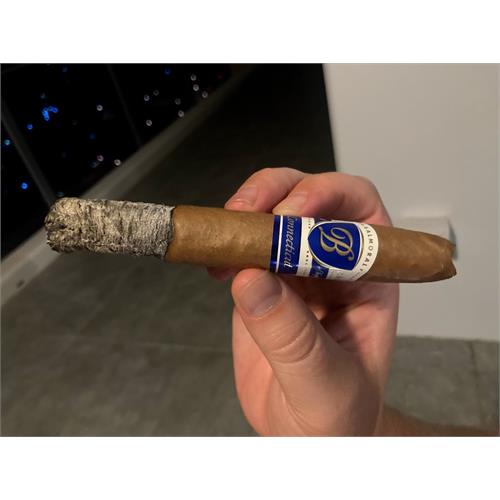 Balmoral Anejo XO Connecticut Torpedo Mk52 6 1/4 * 52