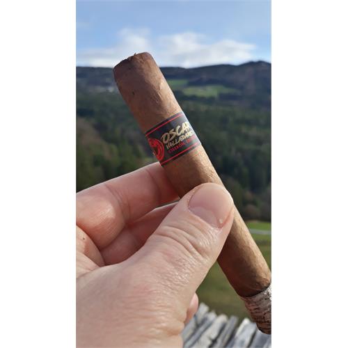 Oscar Valladares Ciseron Red 6  * 52