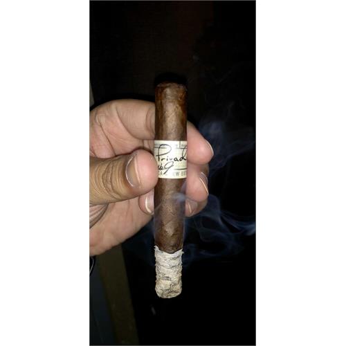 Liga Privada No. 9 Corona Viva 6  * 46