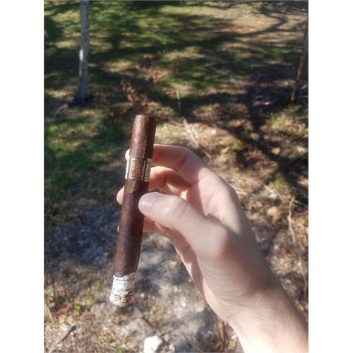 Liga Privada T52 Corona Viva 6  * 46