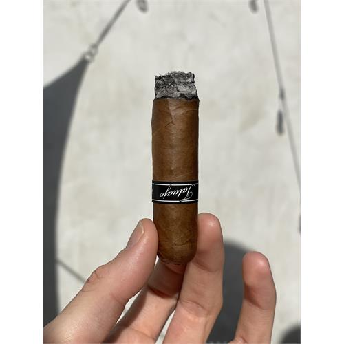 Tatuaje Black Petite Robusto 4  * 50