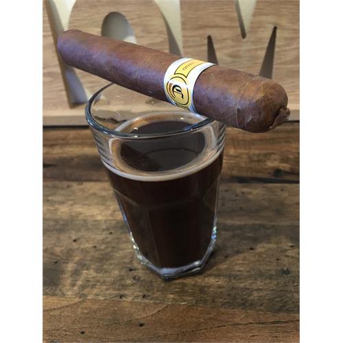 Tatuaje Cabaiguan Guapos Natural Toro Grande 5 5/8 * 54