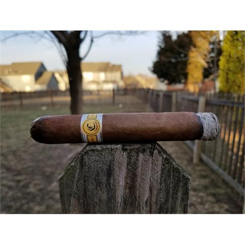Tatuaje Cabaiguan Guapos Natural Toro Grande 5 5/8 * 54