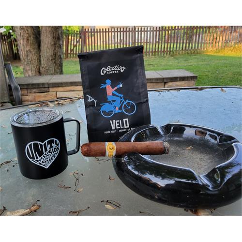 Tatuaje Cabaiguan Guapos Natural Toro Grande 5 5/8 * 54