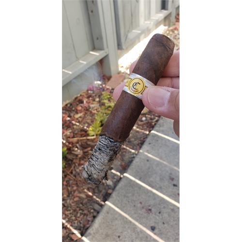 Tatuaje Cabaiguan Guapos Maduro Toro Grande 5 5/8 * 54