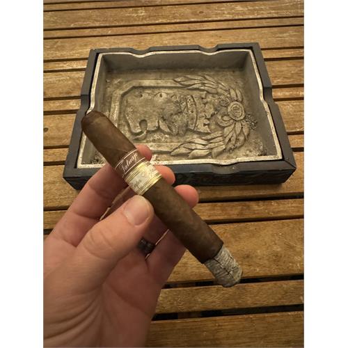 Tatuaje 7th Capa Especial Sumatra 5 5/8 * 46
