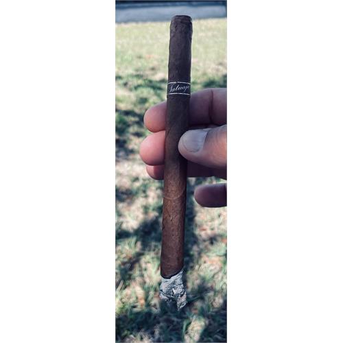 Tatuaje Miami Especiales 7 1/2 * 38