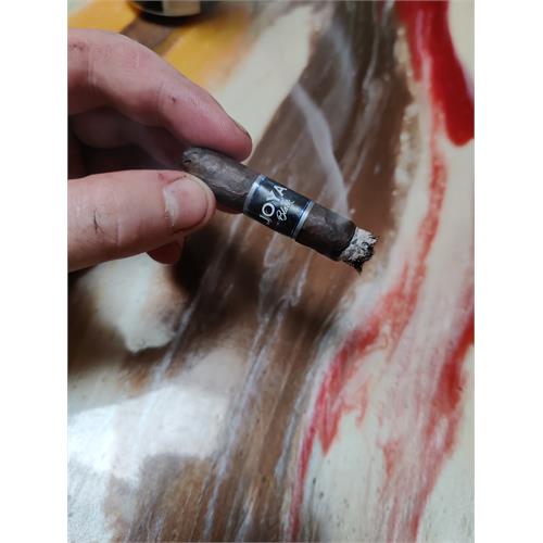 Joya Black Tin 4  * 32