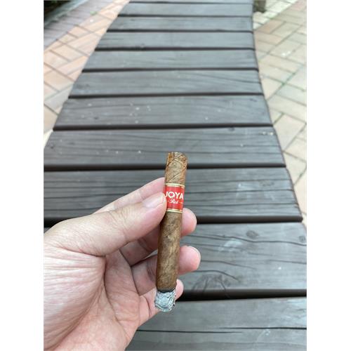 Joya Red Tin 4  * 32