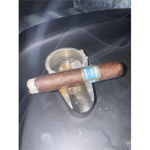 Herrera Esteli Brazilian Maduro Robusto Grande 5 1/4 * 52