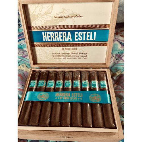 Herrera Esteli Brazilian Maduro Robusto Grande 5 1/4 * 52