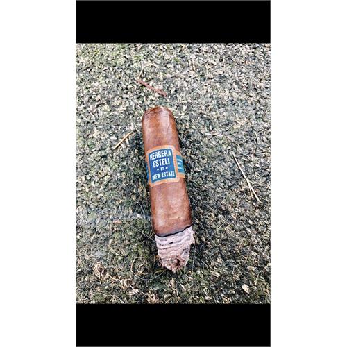 Herrera Esteli Brazilian Maduro Robusto Grande 5 1/4 * 52
