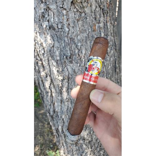 La Gloria Cubana Esteli Toro 5 1/2 * 54