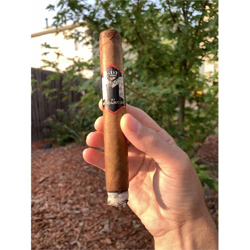 M by Macanudo Toro 6  * 50