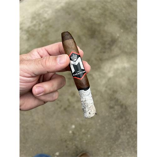 M by Macanudo Belicoso 6  * 54
