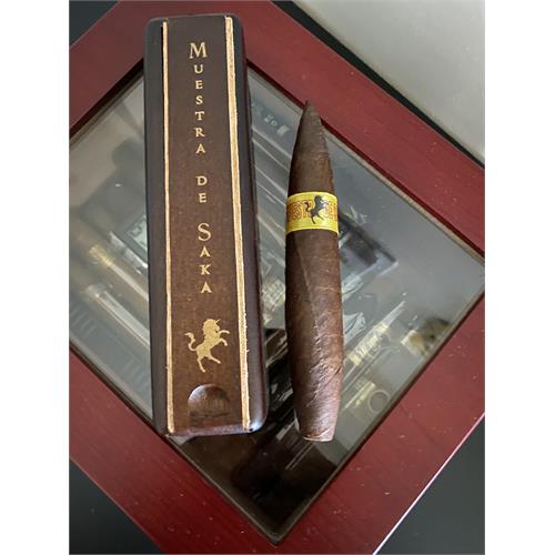 Muestra de Saka Unicorn 6 1/4 * 60