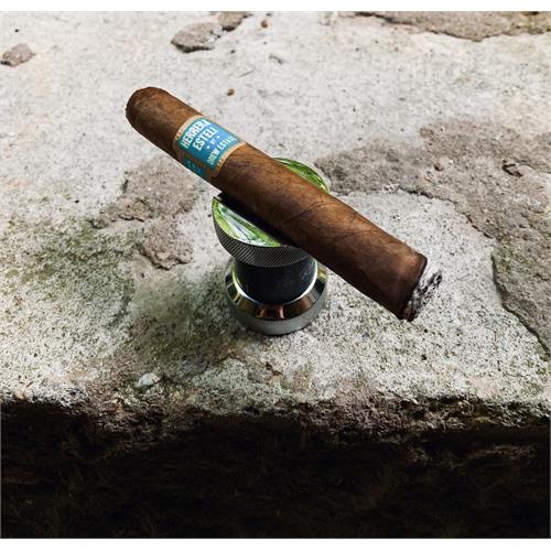 Herrera Esteli Brazilian Maduro Short Corona Gorda 4 7/8 * 46