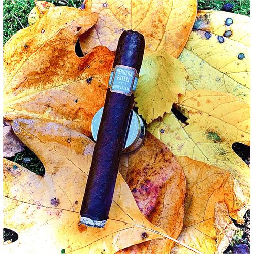 Herrera Esteli Brazilian Maduro Toro Especial 6  * 52