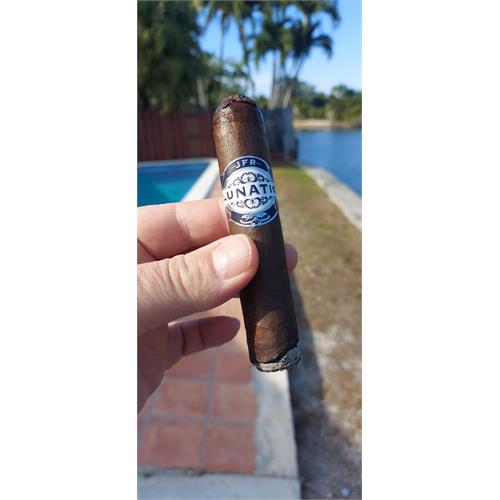 JFR Lunatic Maduro Short Titan 4 3/4 * 60