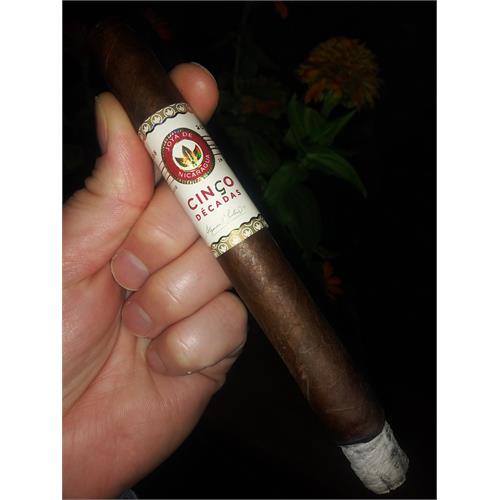 Joya de Nicaragua Cinco Decadas El General 7  * 50
