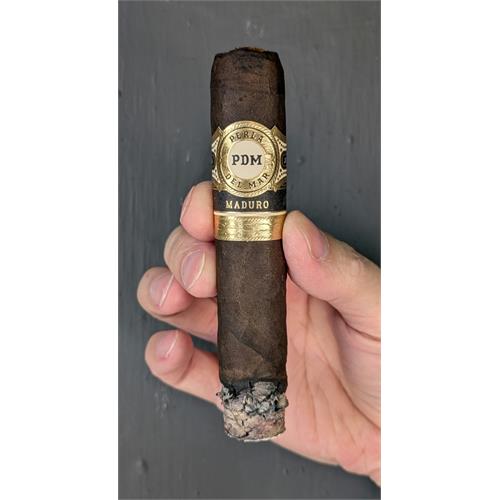 Perla del Mar Maduro Robusto 4 3/4 * 52