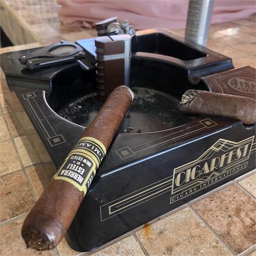 Herrera Esteli Miami Robusto Grande 5 1/4 * 52
