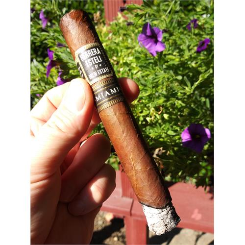 Herrera Esteli Miami Toro Especial 6  * 52