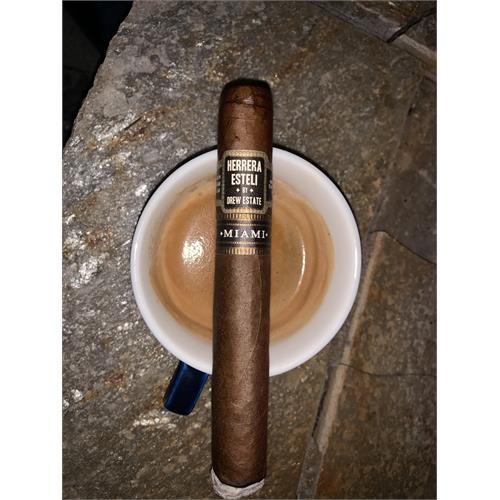 Herrera Esteli Miami Toro Especial 6  * 52
