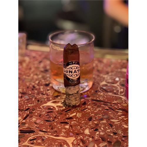 JFR Lunatic Habano El Chiquito 4 3/4 * 70