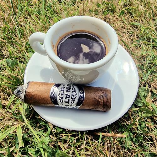 JFR Lunatic Habano Short Robusto 4 3/4 * 52