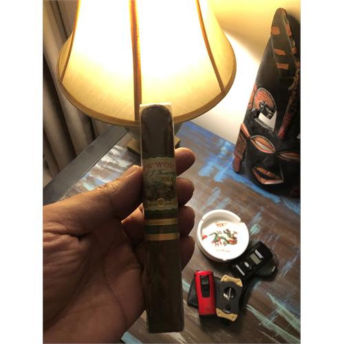 New World Cameroon Gordo 6  * 60