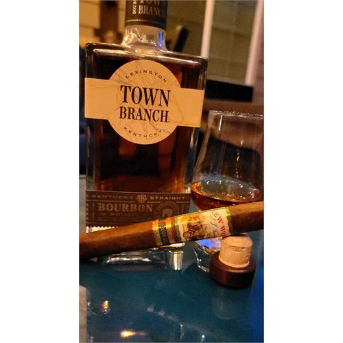 New World Cameroon Double Robusto 5 1/2 * 54