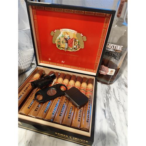 Romeo y Julieta Crafted by AJ Fernandez Churchill 7  * 50