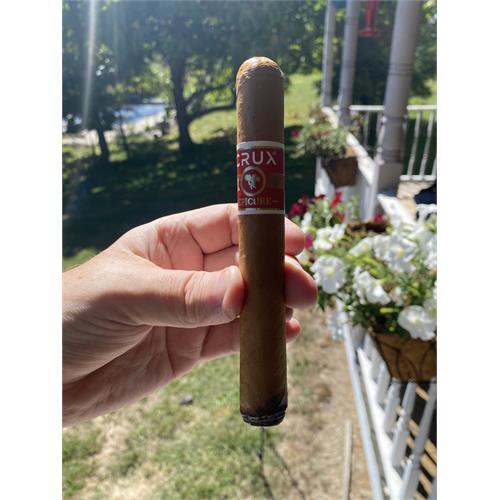 Crux Epicure Shade Toro 6 1/4 * 52