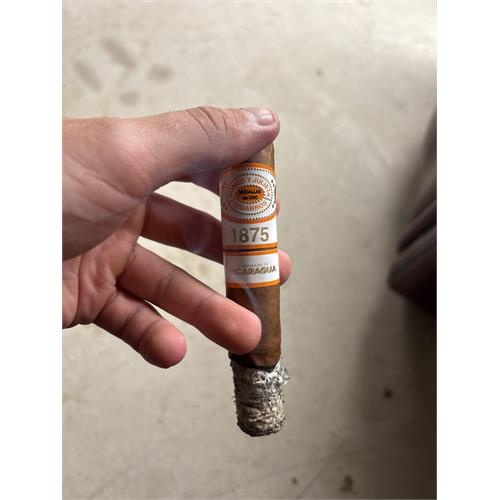 Romeo y Julieta 1875 Nicaragua Magnum 6  * 60