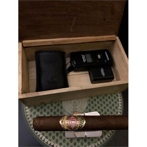 Tabacos Baez Serie SF Toro 6  * 50