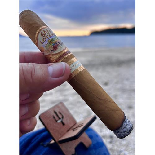 San Lotano Requiem Connecticut Toro 6  * 52