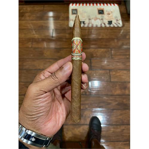 Arturo Fuente Opus X Perfecxion 888 6 7/8 * 44