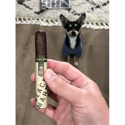 Alec Bradley Black Market Punk 4 1/4 * 42