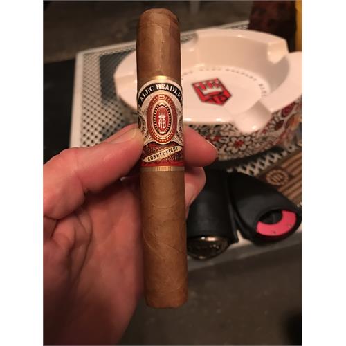 Alec Bradley Connecticut Robusto 5  * 50