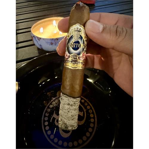 Ashton ESG 21-Year Salute 5 1/4 * 52