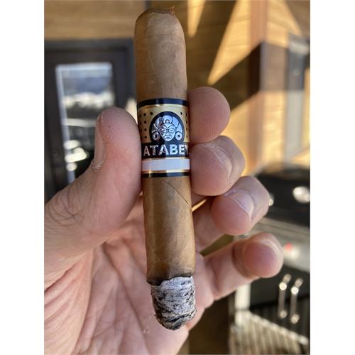 Atabey Divinos 4 2/5 * 50