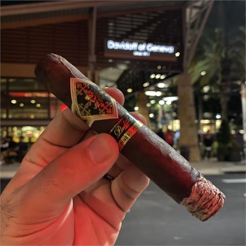 Padilla Finest Hour Oscuro Toro 6  * 52