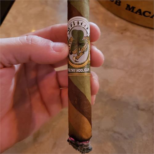 Alec Bradley Black Market Filthy Hooligan Shamrock 6  * 50