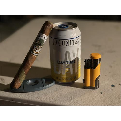 Alec Bradley Black Market Filthy Hooligan Shamrock 6  * 50