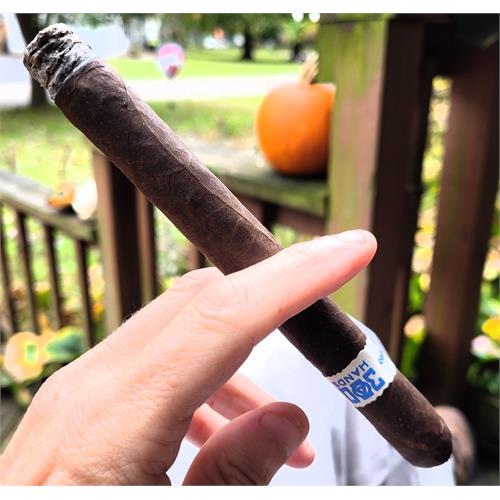 Southern Draw 300 Hands Maduro Churchill 7  * 48