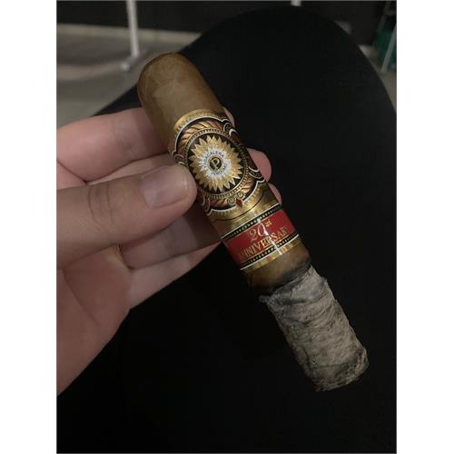 Perdomo 20th Anniversary Connecticut Epicure 6  * 56